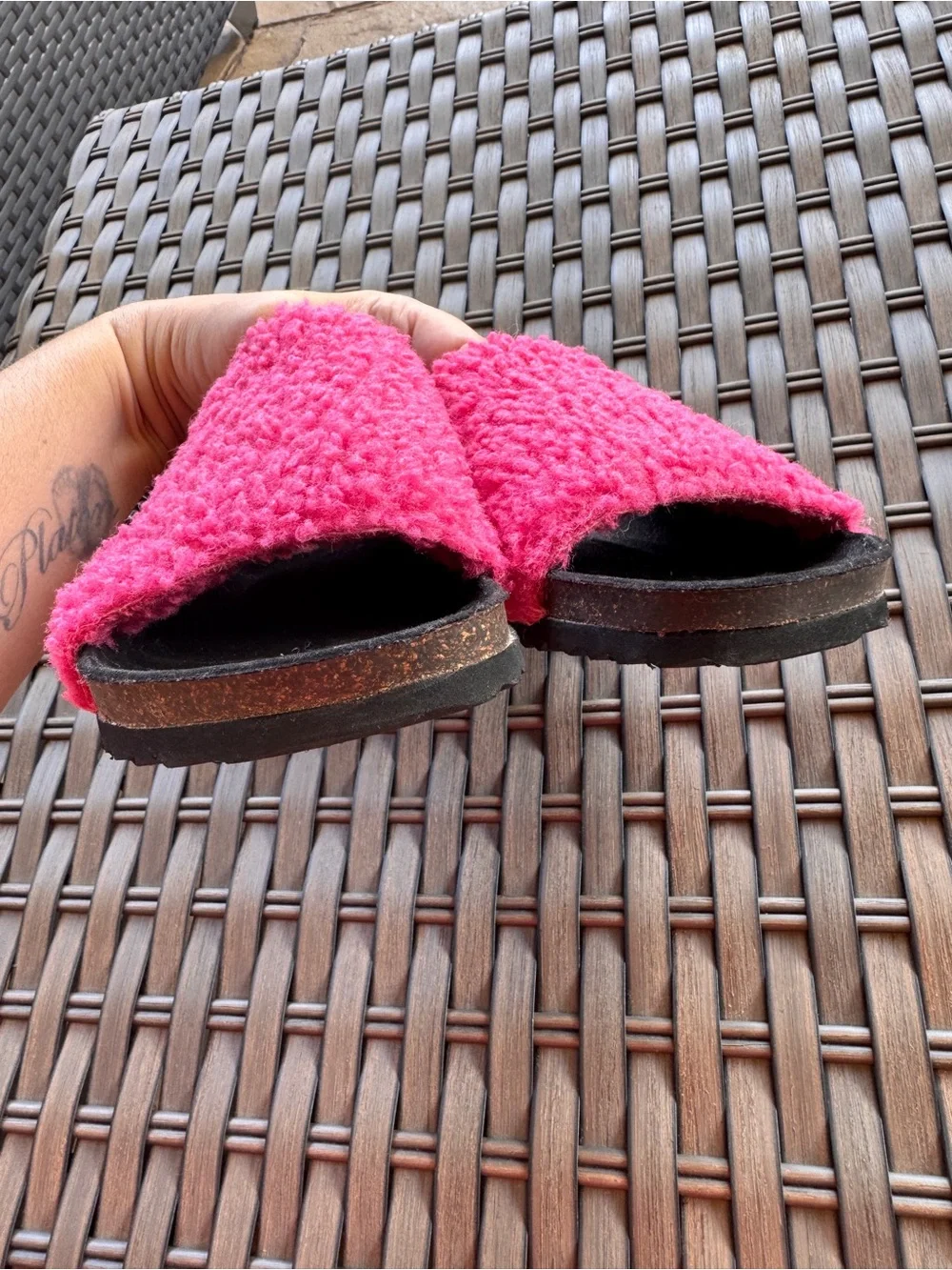 Pajar 1963 Pink Teddy Sherpa Slide Sandals Women’s Size 6